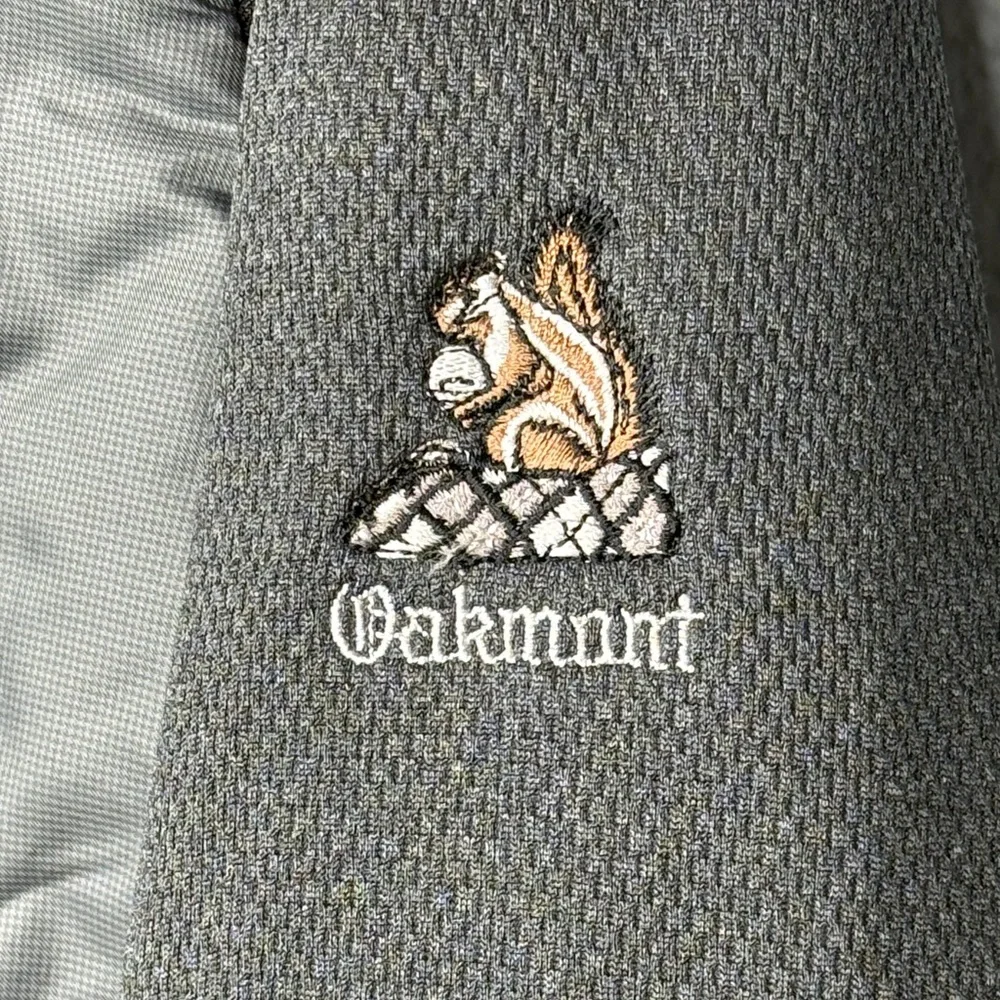 adidas Gray and Black Men’s Insulated Puffer Jacket with Oakmont Patch